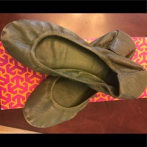 Tory Burch flats